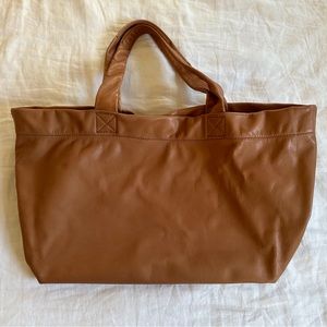 Madewell the Piazza oversized tote in cognac. Sustainable leather. BNWT.
